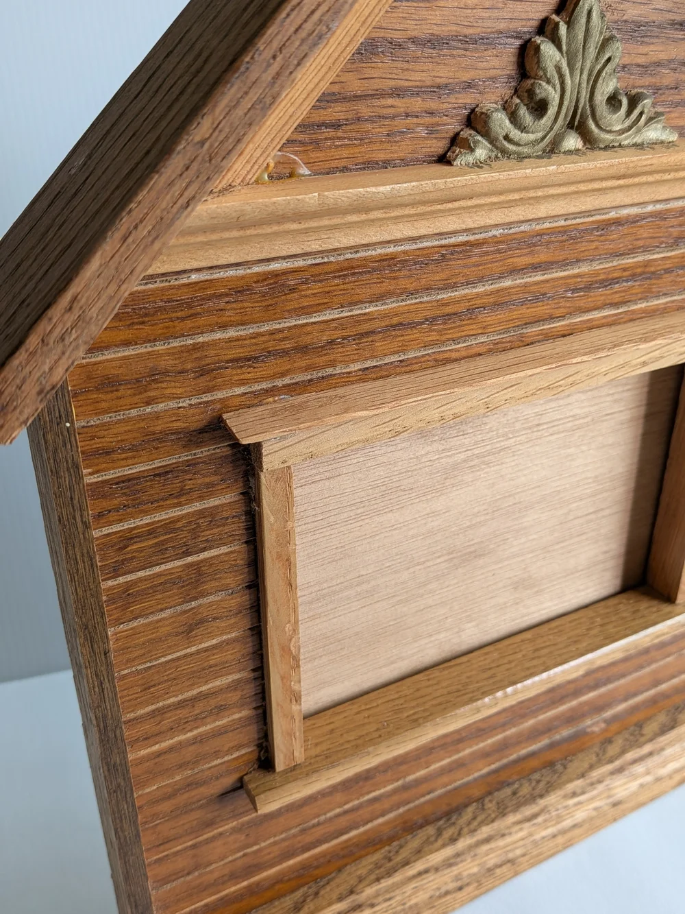 Vintage House Shaped Wooden Picture Frame Wall Decor